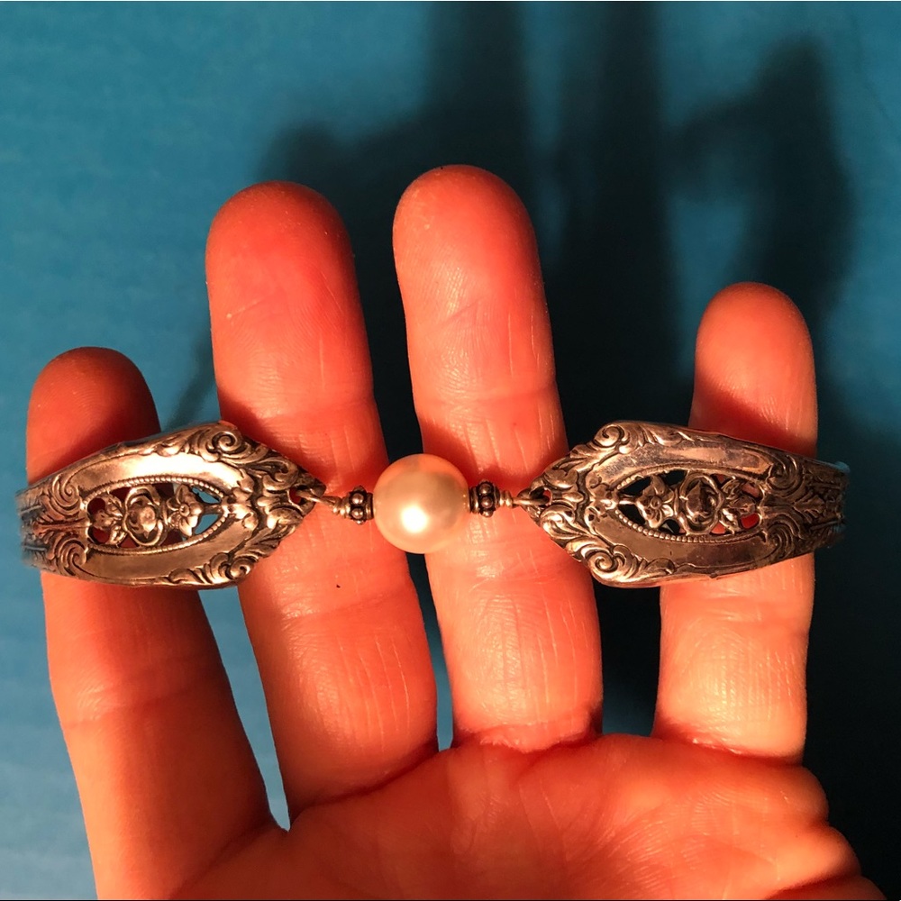 Pearl and silver wear bracelet! - Picture 6 of 7